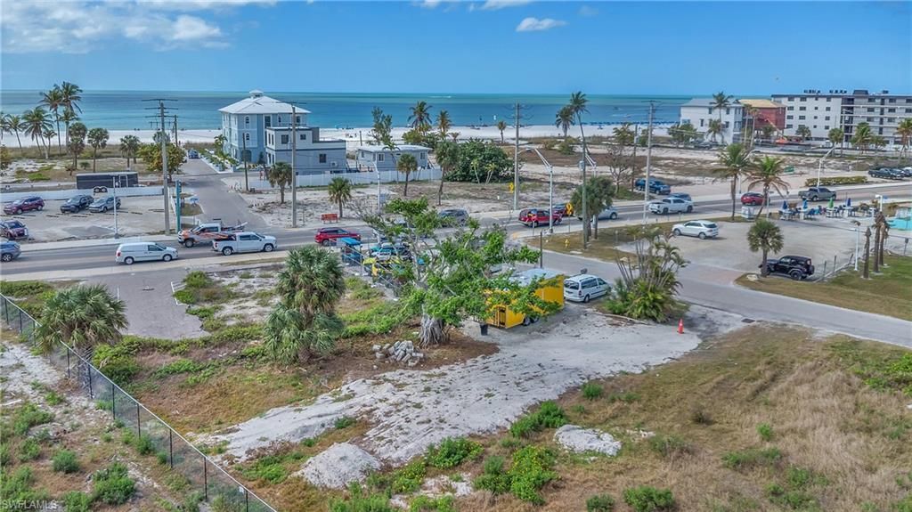 110 Mango St, Fort Myers Beach, FL 33931 Photo