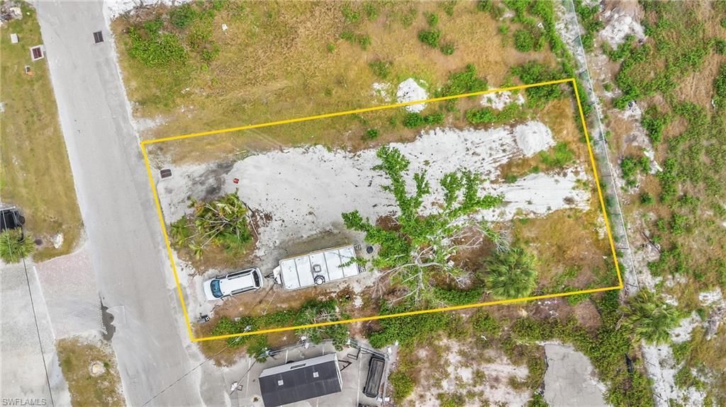 110 Mango St , Fort Myers Beach, FL 33931 Photo