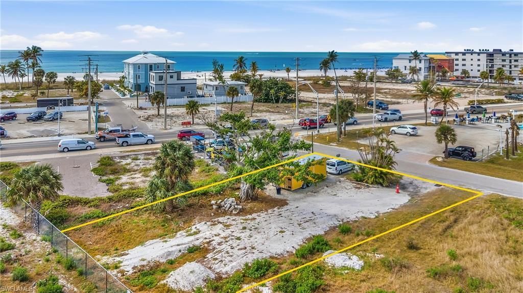 110 Mango St, Fort Myers Beach, FL 33931 Photo