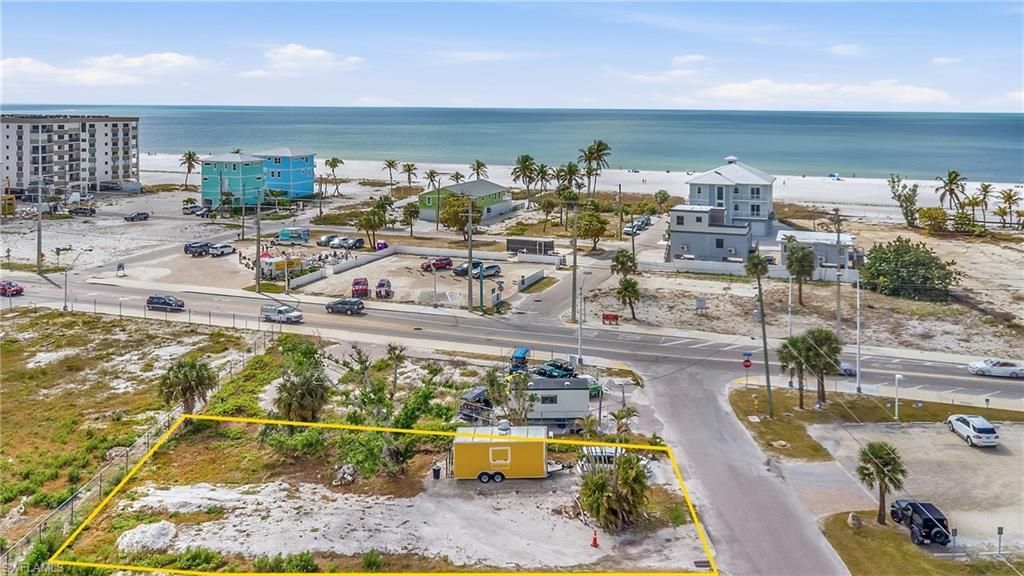 110 Mango St , Fort Myers Beach, FL 33931 Photo