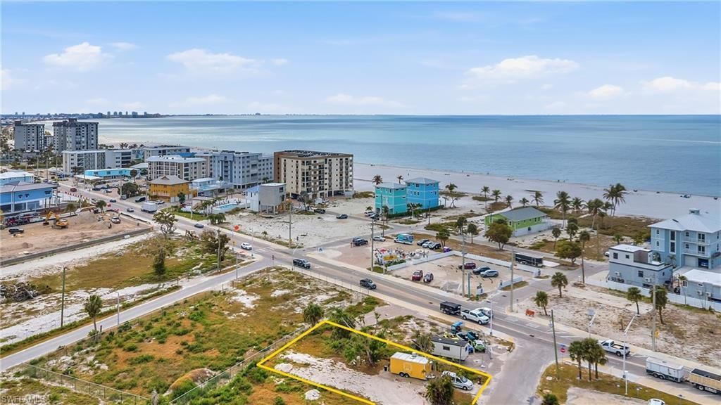 110 Mango St, Fort Myers Beach, FL 33931 Photo