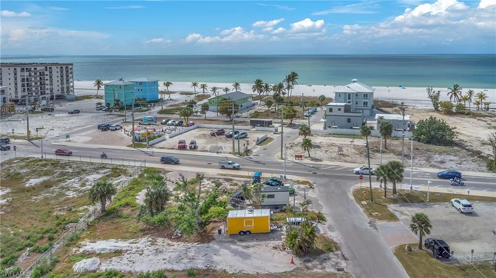 110 Mango St , Fort Myers Beach, FL 33931 Photo