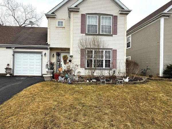 2020 Comanche Trail , Round Lake Beach, IL 60073