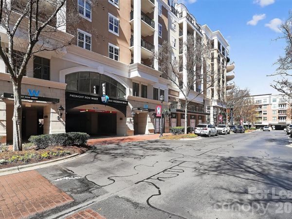 4620 Piedmont Row Drive, Charlotte, NC 28210