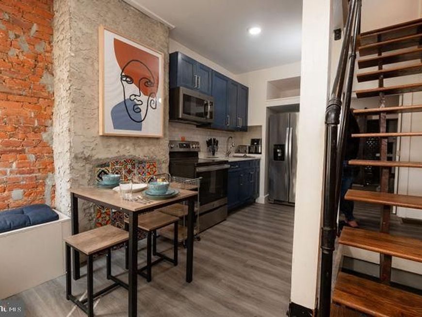 1915 N Darien Street, Philadelphia, PA 19122 Main Photo