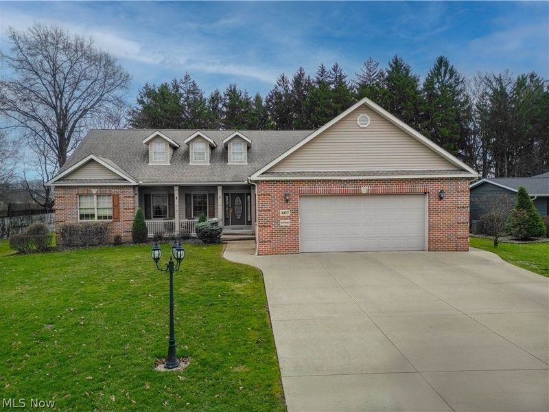 407 31st Street SW, Barberton, OH 44203 Photo 1