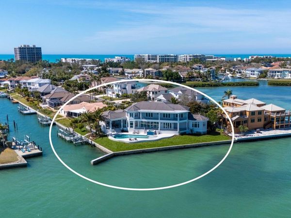 600 PUTTER LANE, LONGBOAT KEY, FL 34228