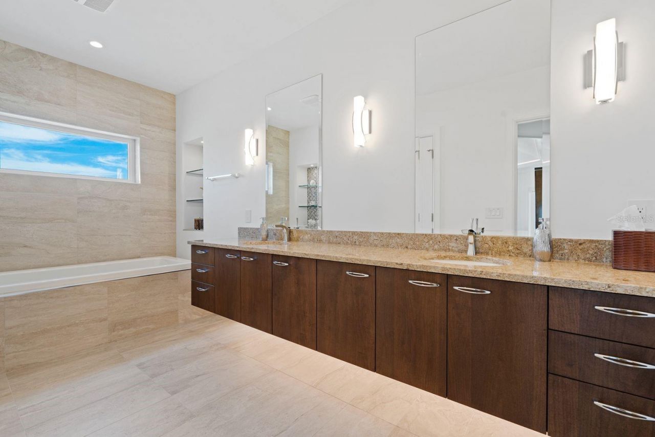 600 Putter Lane, Longboat Key, FL 34228 Photo