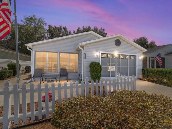 1714 MORELOS ROAD , LADY LAKE, FL 32159