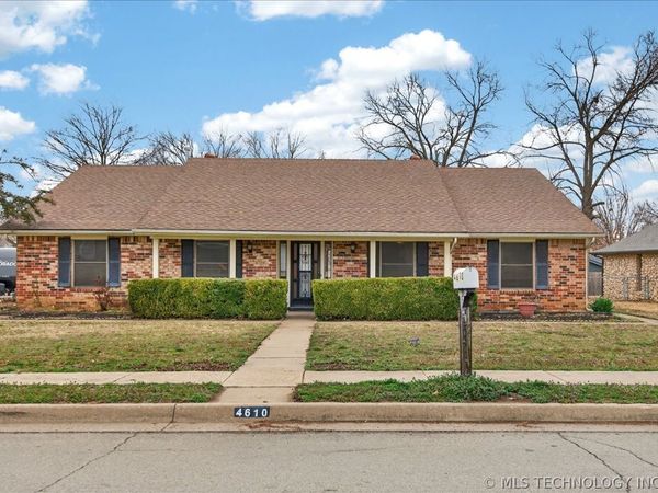 4610 ROLLING MEADOWS Road, Bartlesville, OK 74006