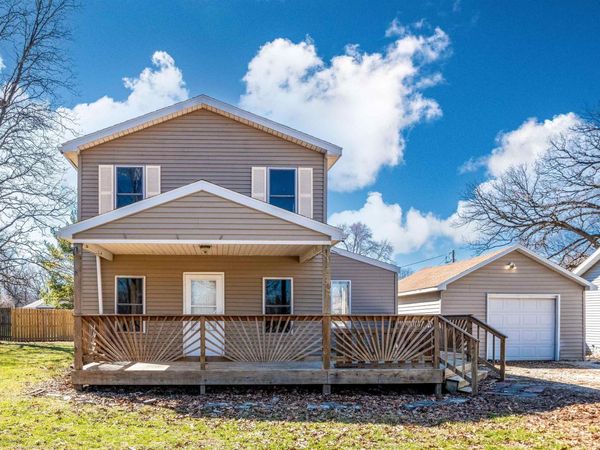 3500 BLOOMINGTON Road, East Peoria, IL 61611