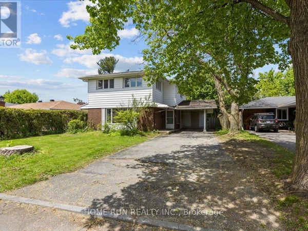 685 FARMINGTON Avenue, Ottawa, ON K1V7H4