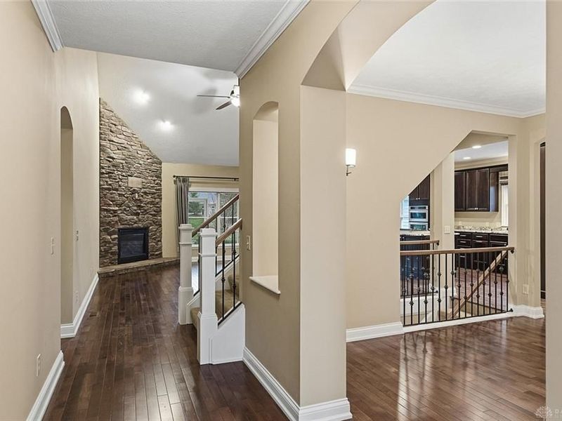 1174 Club View Drive, Dayton, OH 45458 Photo 4