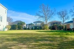 912 Shipmaster Ave. photo 4