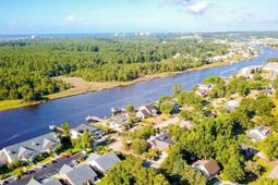 912 Shipmaster Ave. photo 4