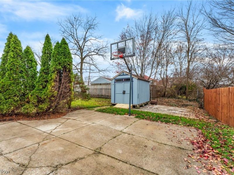 1123 W 6th Street, Lorain, OH 44052 Photo 10