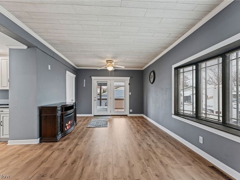 1123 W 6th Street, Lorain, OH 44052 Photo 13