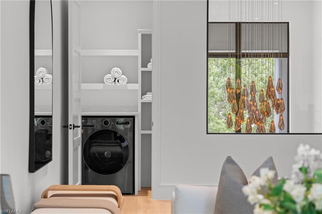 850 10th St N, Naples, FL 34102 Photo