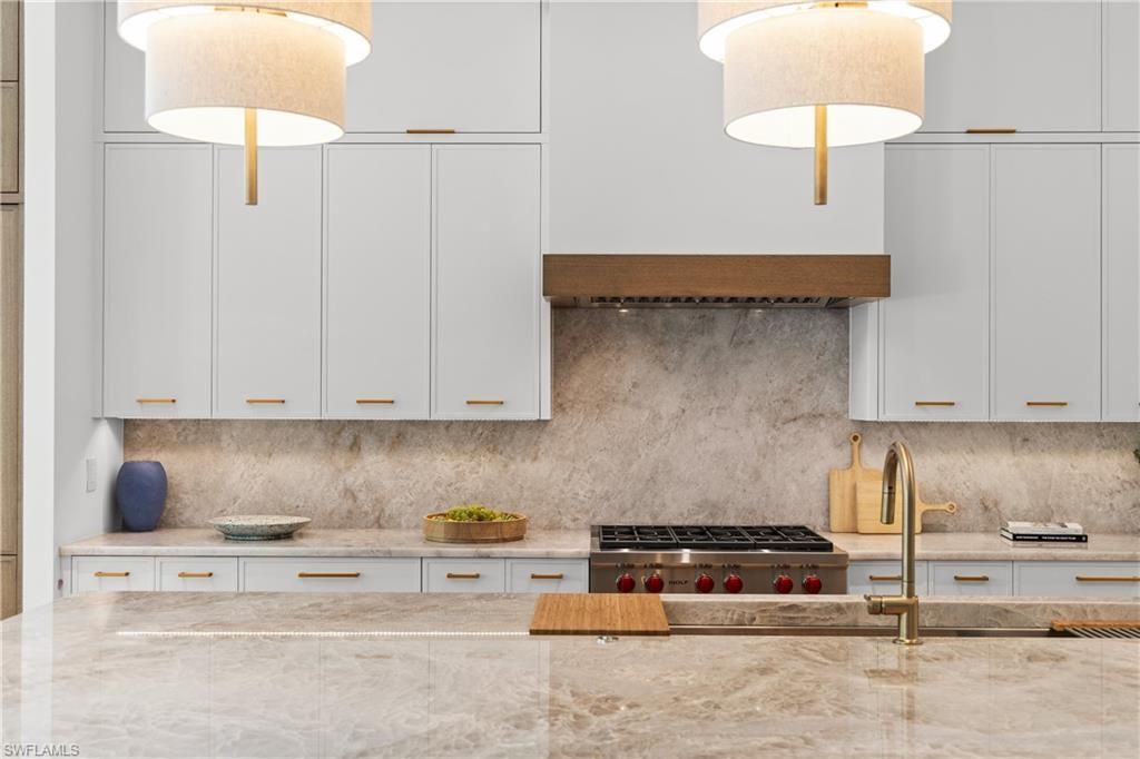 850 10th St N, Naples, FL 34102 Photo