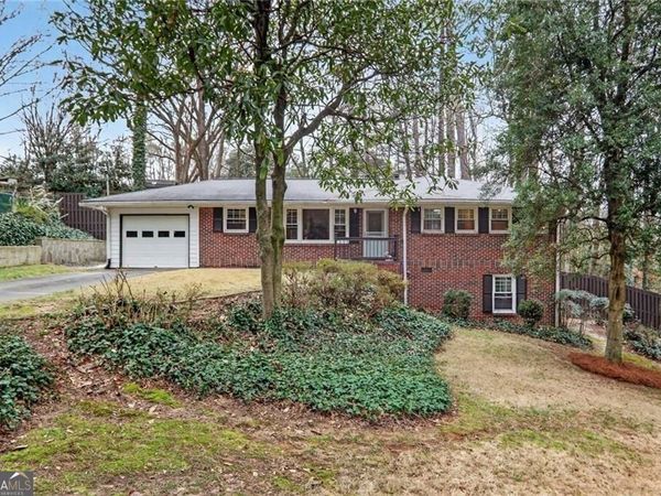 2560 Skyland Trail NE, Brookhaven, GA 30319