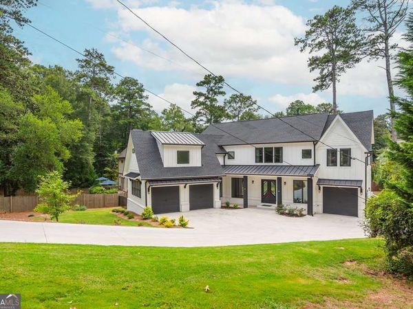 4056 Ashford Dunwoody Road NE, Brookhaven, GA 30319