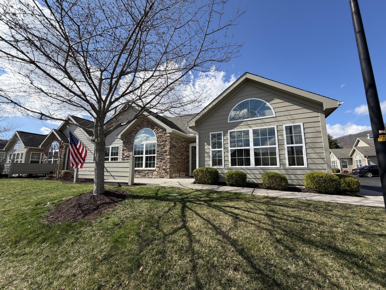 5454 Orchard Villas Cir , Roanoke, VA 24019 Main Photo