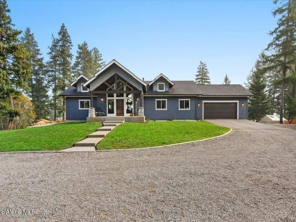 18059 N Advent Ln, Hauser, ID 83854