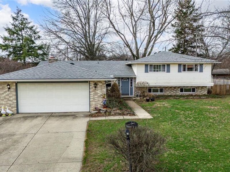 6111 Park Ridge Drive, Centerville, OH 45459 Photo 1