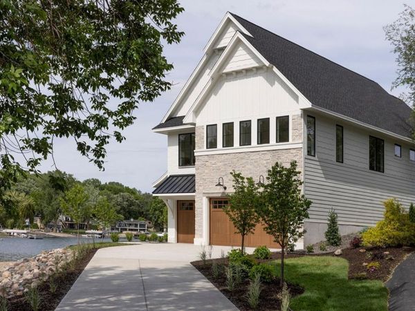 805 Hidden Lane, Excelsior, MN 55331