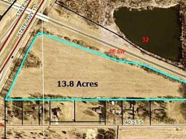 5320 County Road 6 , Saint Cloud, MN 56301