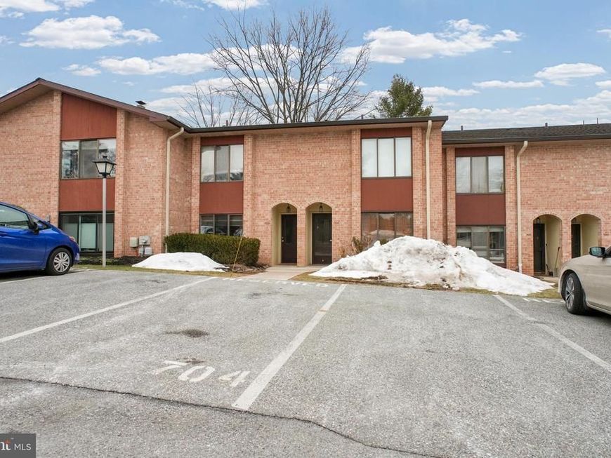 704 Stonybrook, Unit 704, Norristown, PA 19403 Main Photo