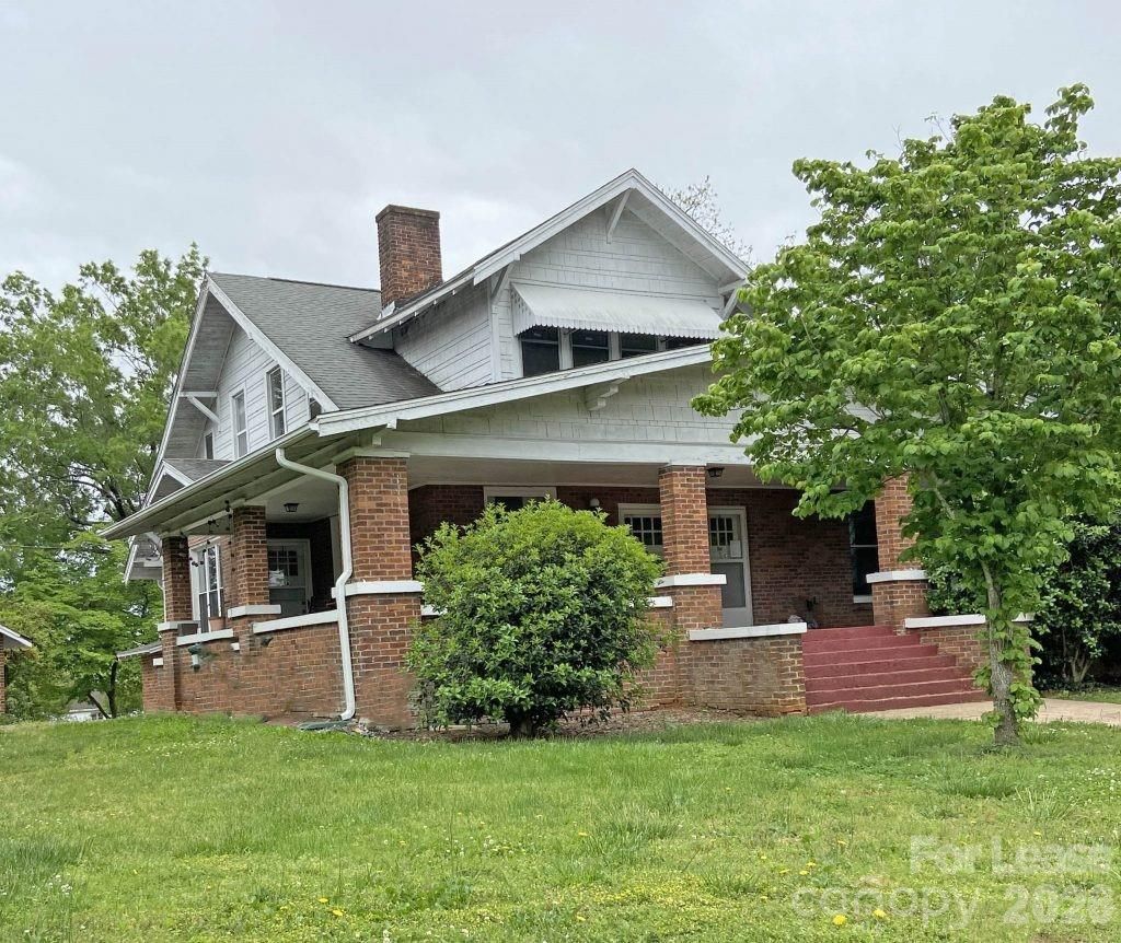 305 S College Avenue, Unit C, Newton, NC 28658 Main Photo