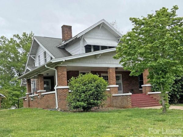 305 S College Avenue, Unit C, Newton, NC 28658