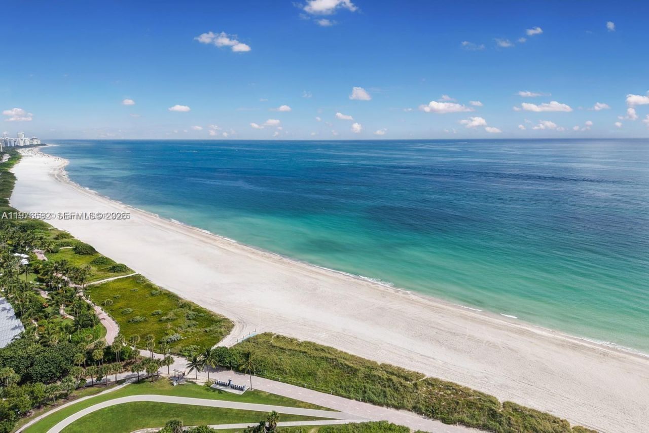 300 S Pointe Dr , Unit 801, Miami Beach, FL 33139 Photo