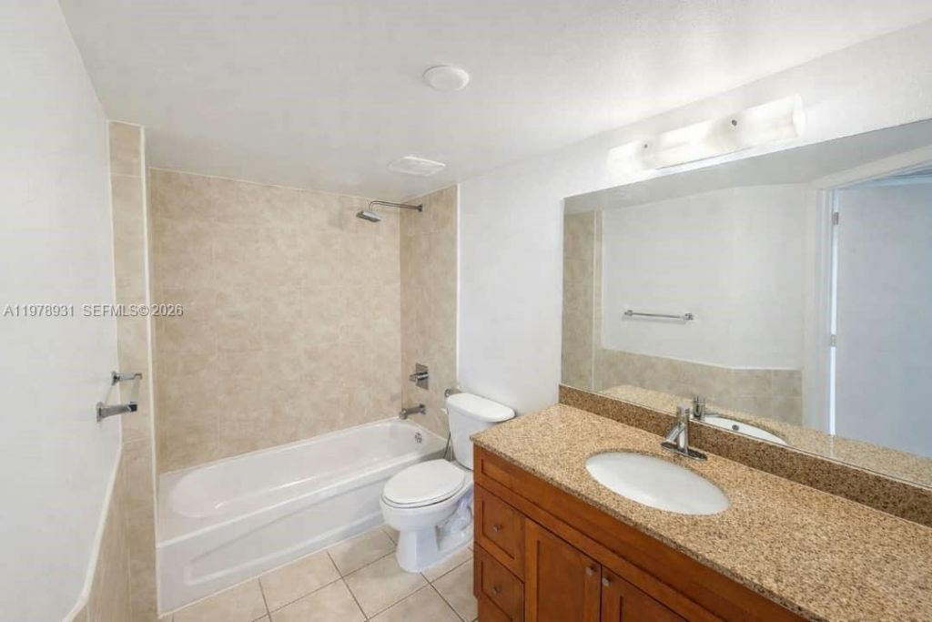219 NW 12th Ave , Unit 1002, Miami, FL 33128 Photo