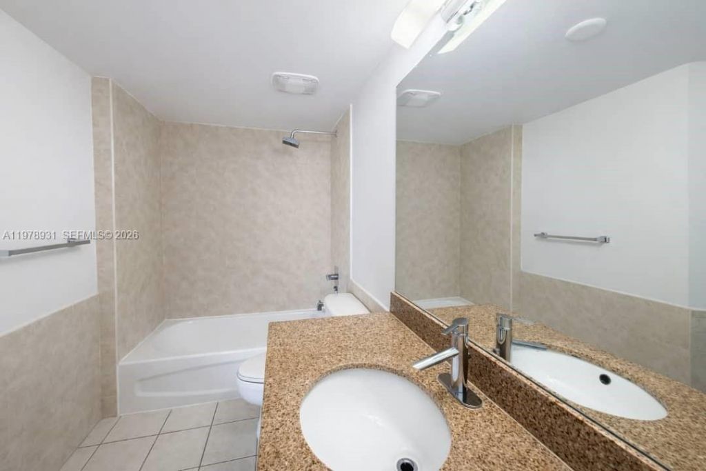 219 NW 12th Ave , Unit 1002, Miami, FL 33128 Photo