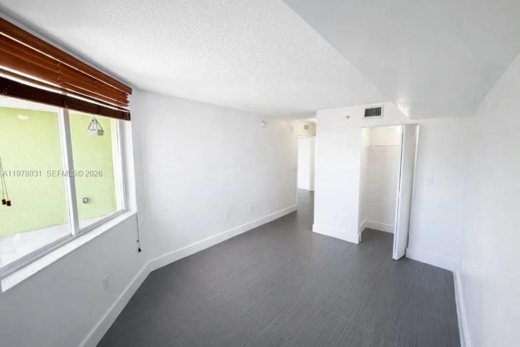 219 NW 12th Ave , Unit 1002, Miami, FL 33128 Photo