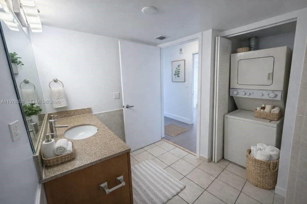 219 NW 12th Ave , Unit 1002, Miami, FL 33128 Photo