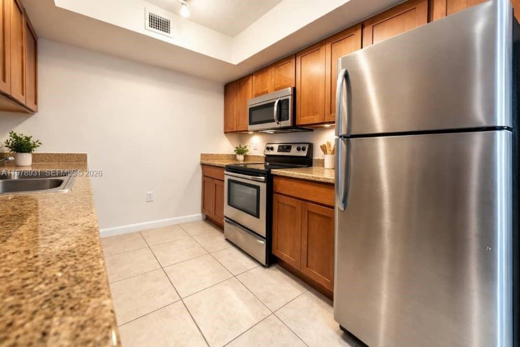 219 NW 12th Ave , Unit 1002, Miami, FL 33128 Photo
