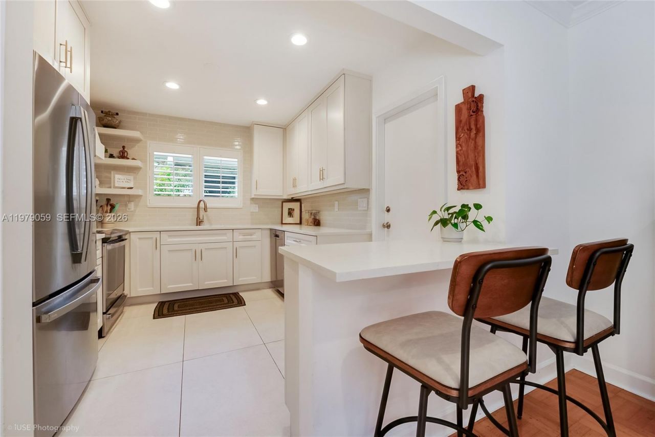 424 Sansovino Ave , Coral Gables, FL 33146 Photo