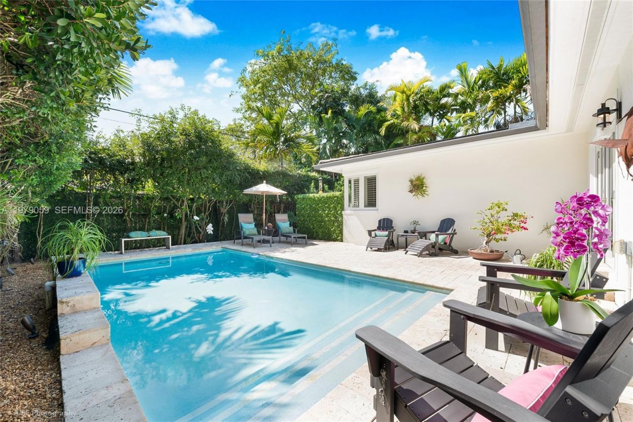 424 Sansovino Ave , Coral Gables, FL 33146 Photo