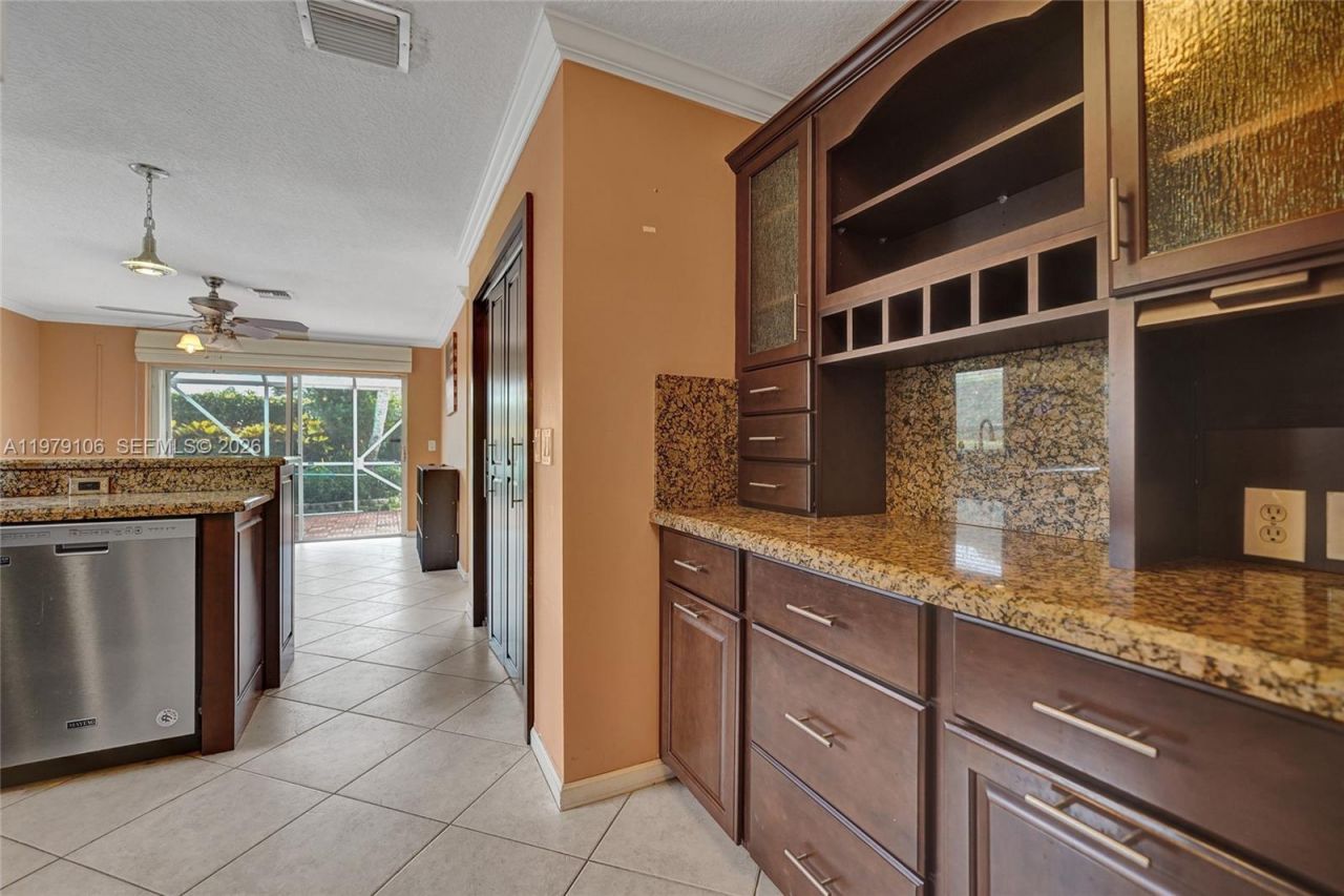 4242 NW 66th St , Coconut Creek, FL 33073 Photo