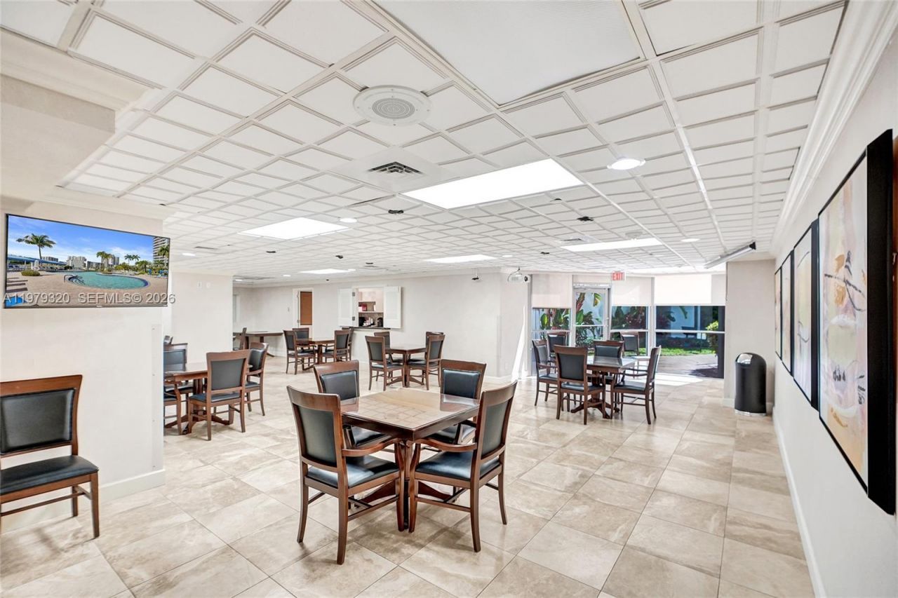 3530 Mystic Pointe Dr, Unit 415, Aventura, FL 33180 Photo