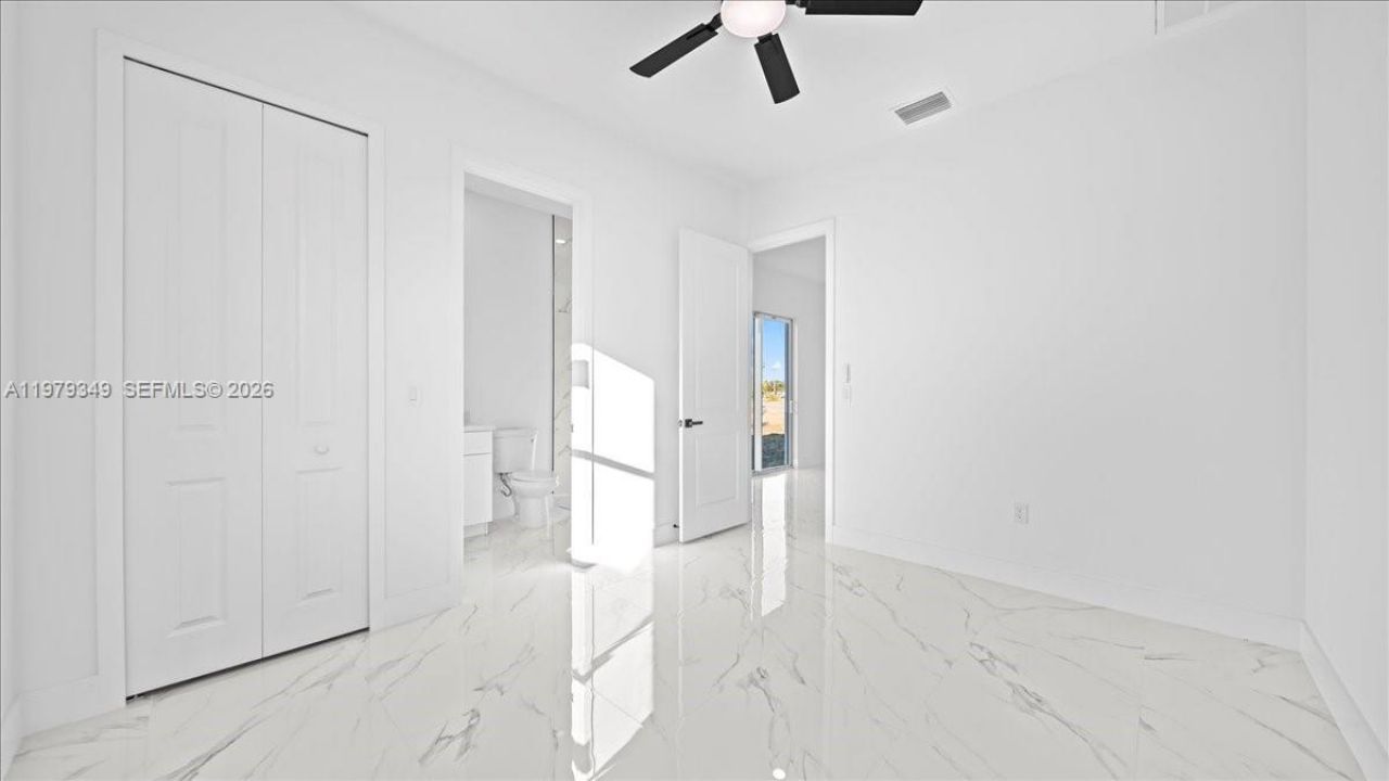 826/828 Diplomat Pkwy E, Cape Coral, FL 33909 Photo