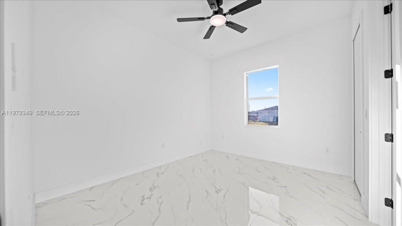 826/828 Diplomat Pkwy E, Cape Coral, FL 33909 Photo