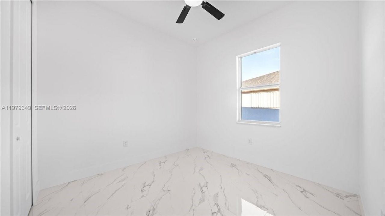 826/828 Diplomat Pkwy E, Cape Coral, FL 33909 Photo