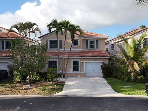 10840 NW 46th Dr , Coral Springs, FL 33076