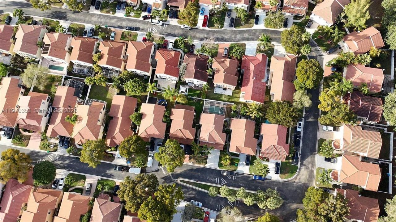 10840 NW 46th Dr, Coral Springs, FL 33076 Photo