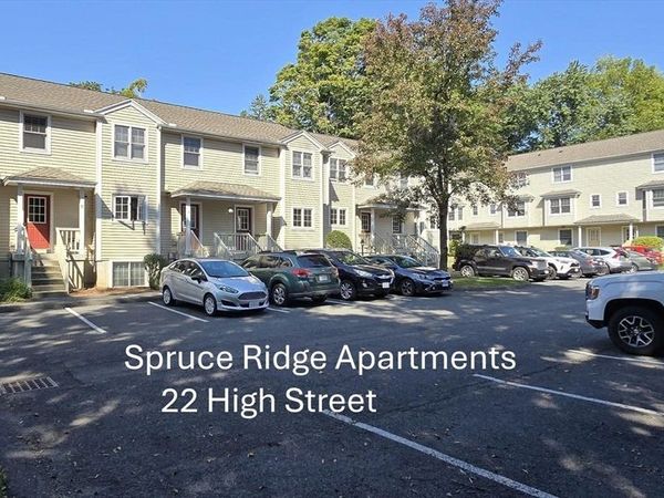 22 High Street, Unit 6, Amherst, MA 01002