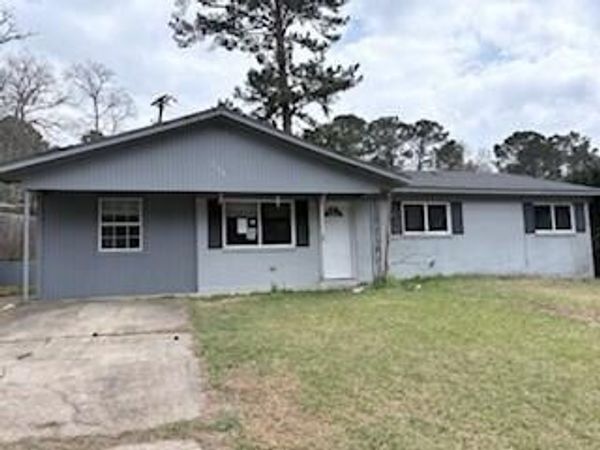 216 Magnolia, New Llano, LA 71461